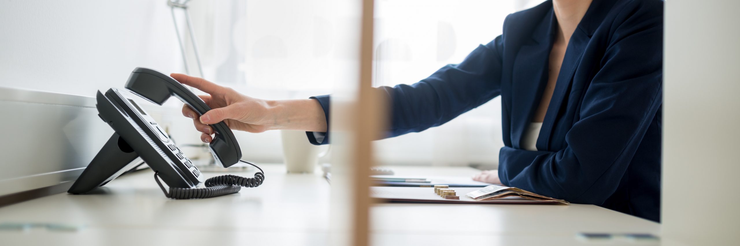 6 Best Virtual Receptionist Services to Consider for Your Business